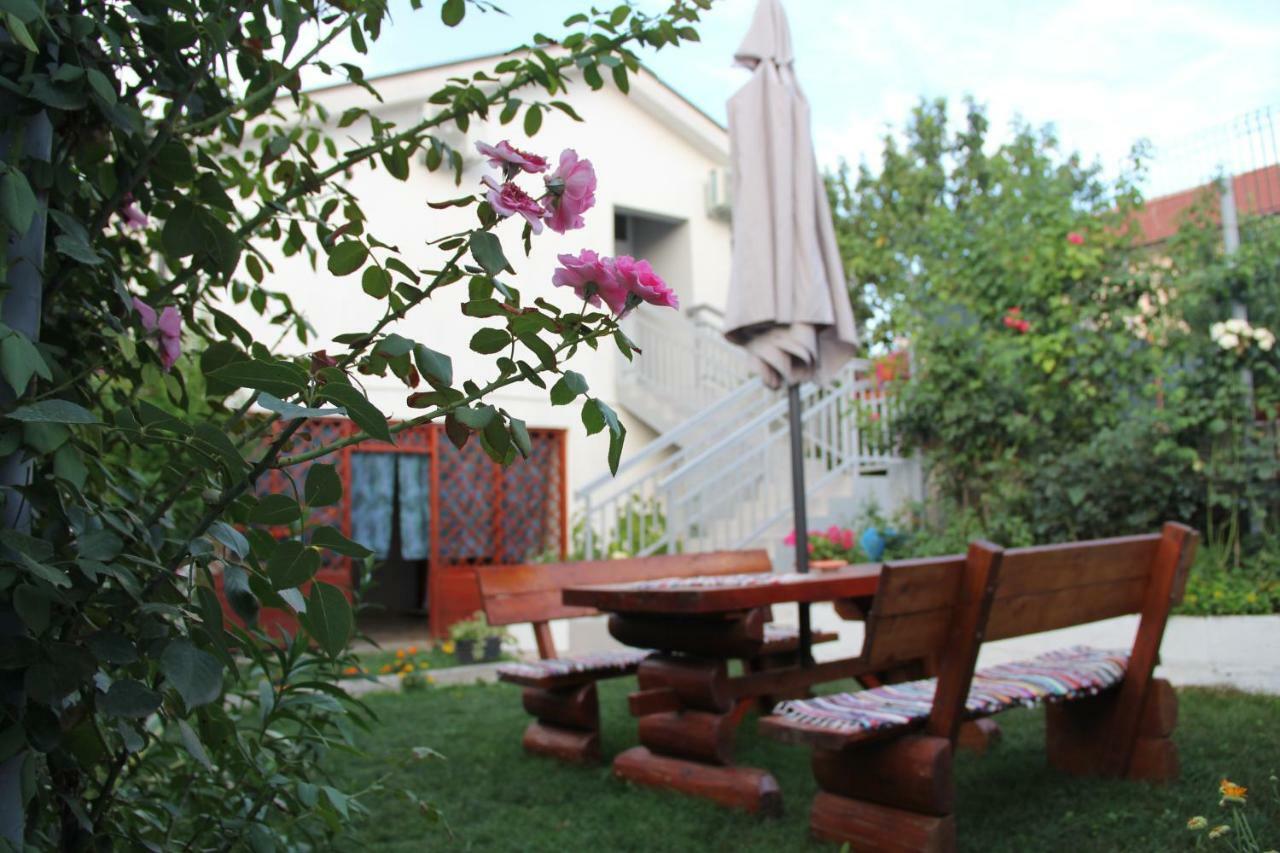 Holiday Home Flora Mostar Luaran gambar